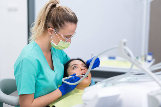 Best Weekend Emergency Dentist in New Holstein, WI